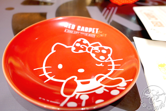療癒系餐點【Hello Kitty Red Carpet美式餐廳】威秀與三麗鷗聯手打造好萊塢巨星，味覺與視覺雙重享受，與Kitty一起用餐好幸福。 @章魚娜娜 ∞ 玩味生活