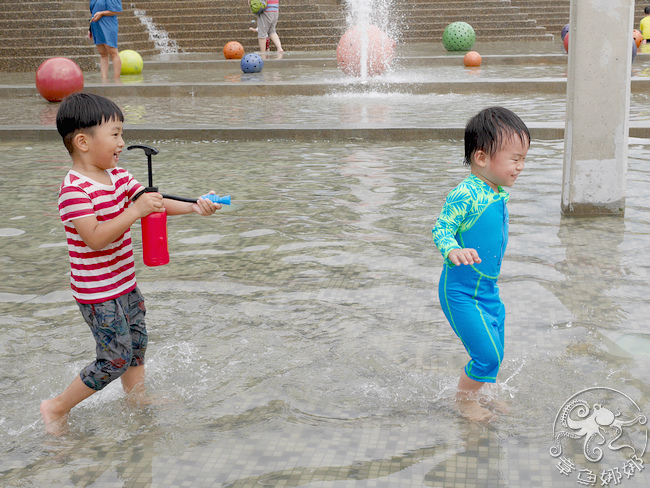 鶯歌陶瓷博物館》涼快一夏！新北市免費親子景點，玩水玩沙免費入園！ @章魚娜娜 ∞ 玩味生活